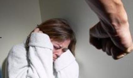 网红家暴吃瓜视频完整版,完整版视频曝光,真相令人震惊